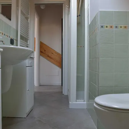 Apartment Cece' Dependance Lecco