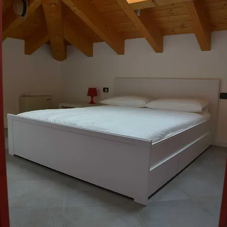 Cece' Dependance Apartament